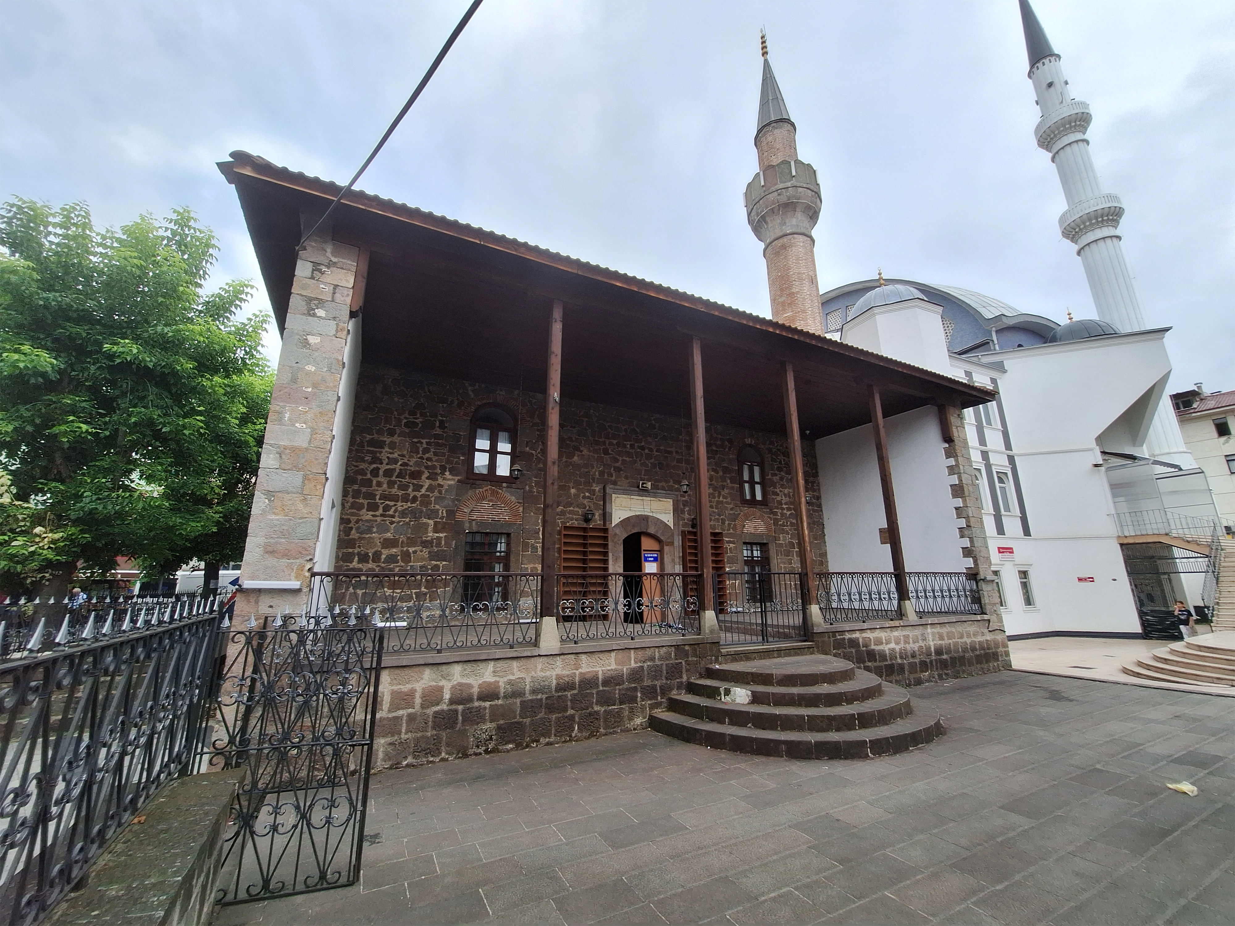 Yapnn n Cephesi