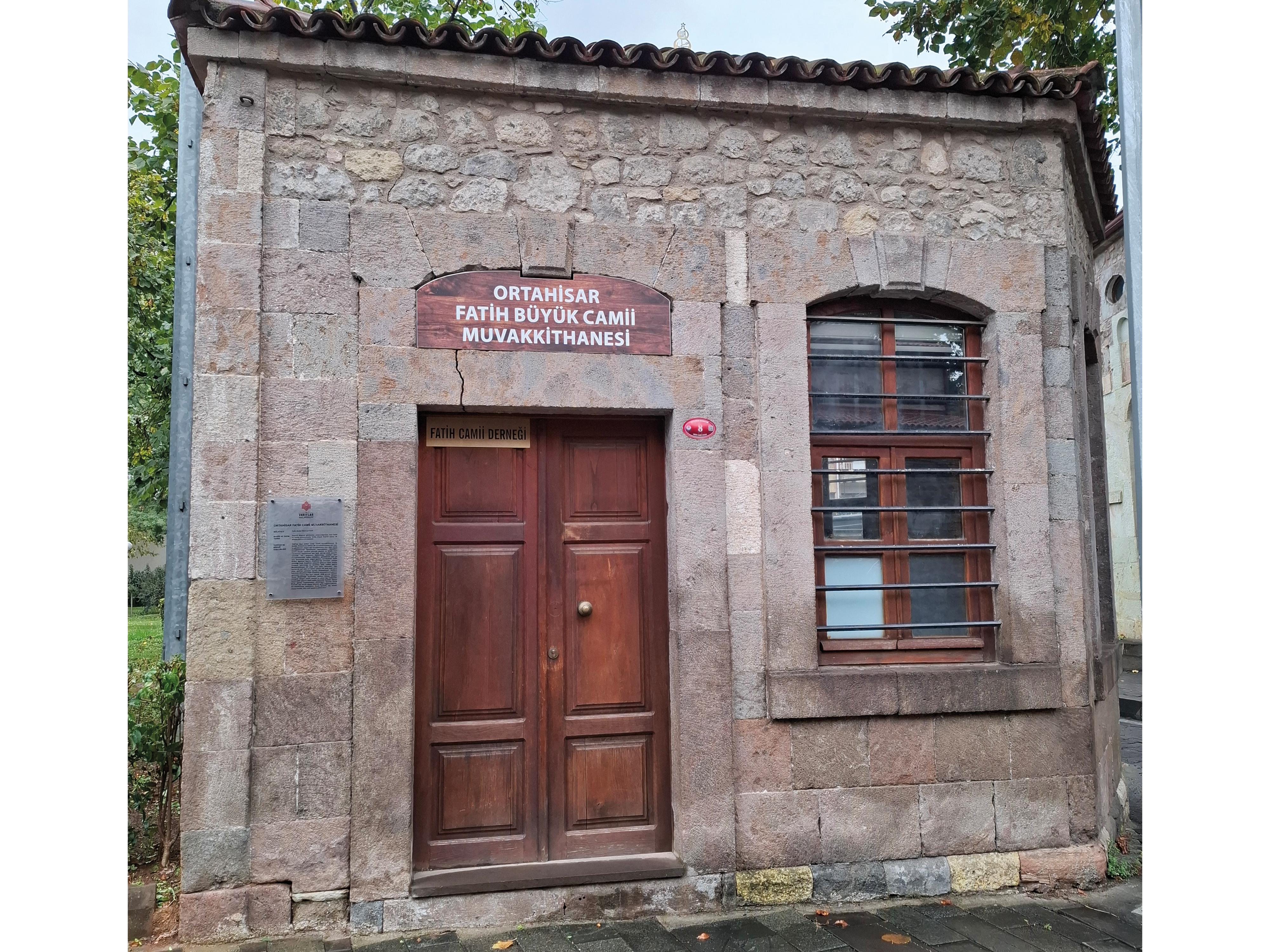 Yapnn Giri Cephesi