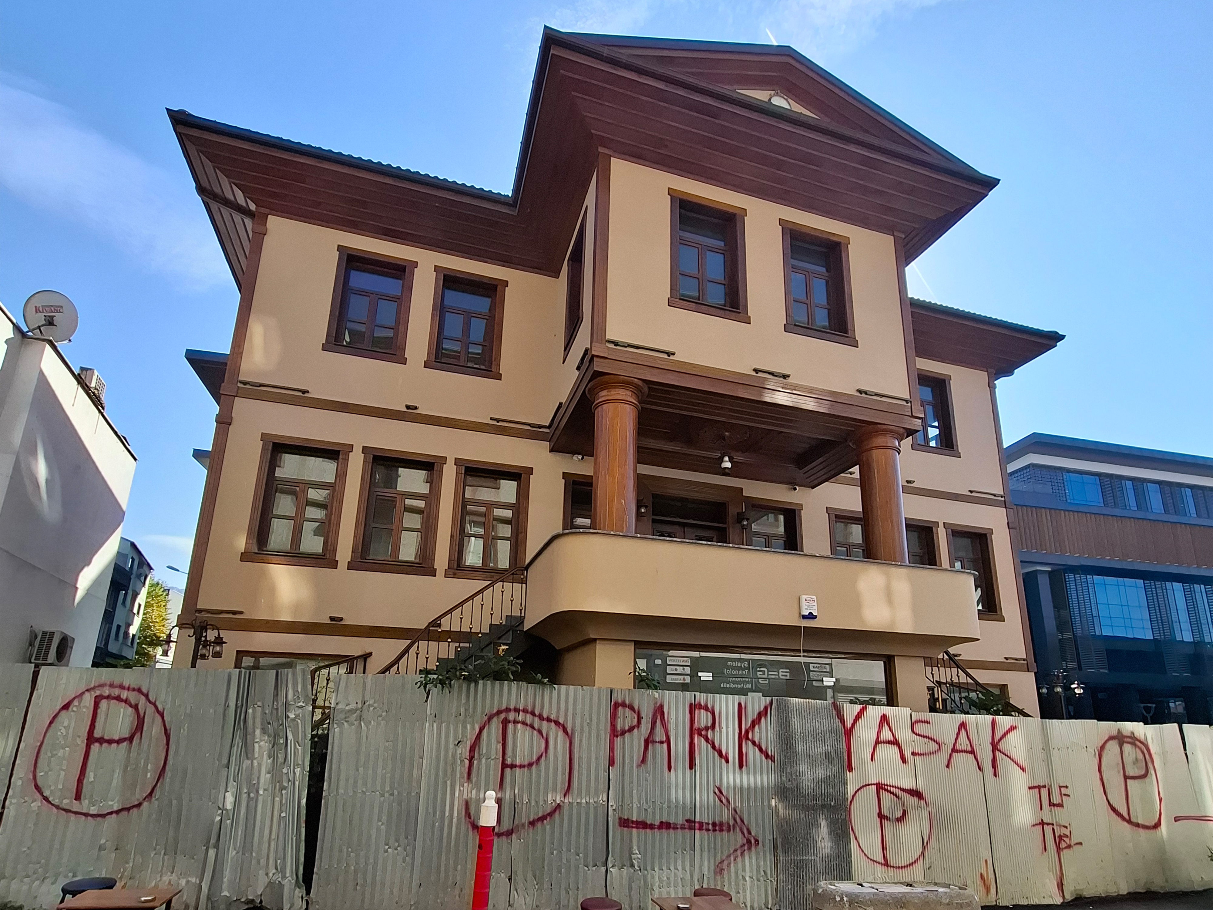 Yapnn n Cephesi